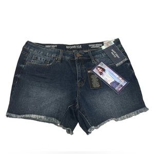 New soundstyle dark denim in Jamie shorts easy fit.